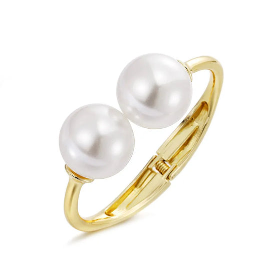 Goddess Pearl Bracelet